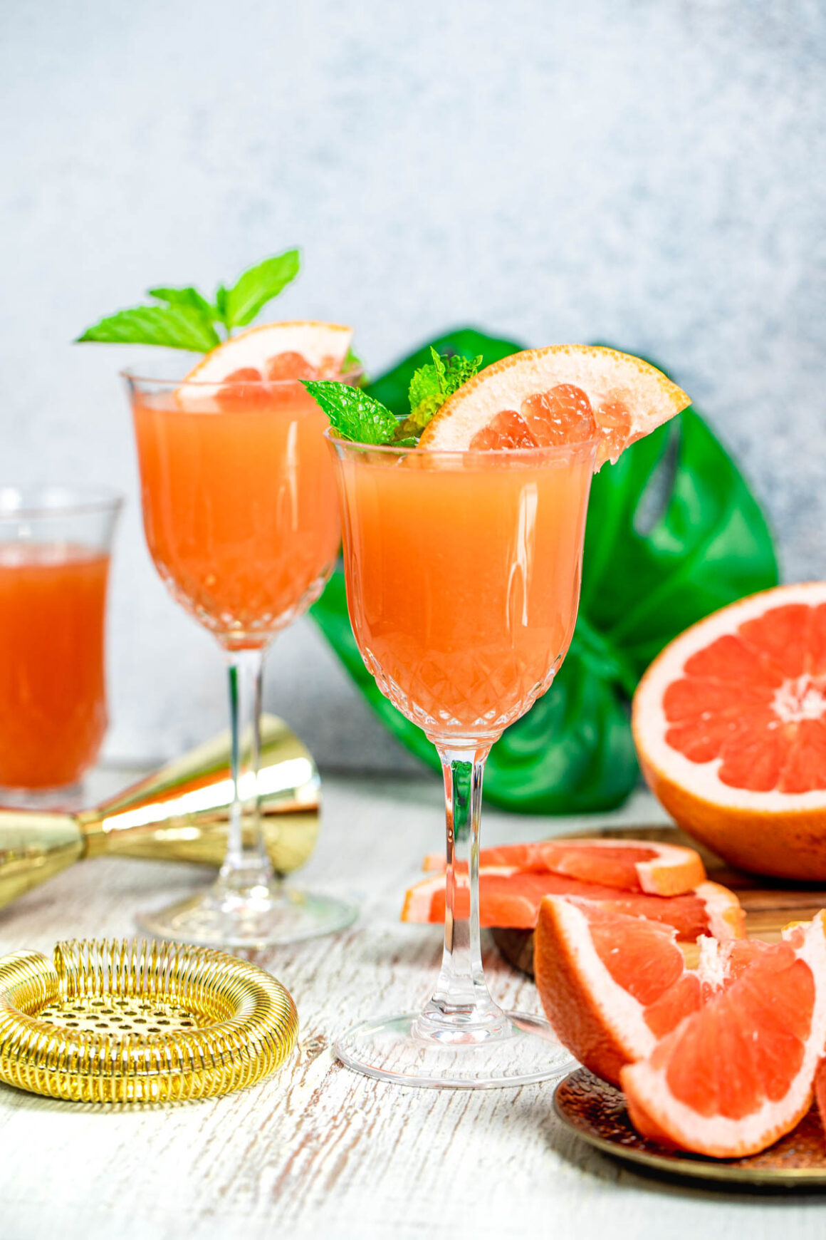 This well-balanced tart and sweet refreshing Grapefruit Martini have that flavor that can be enjoyed for this summer season!
