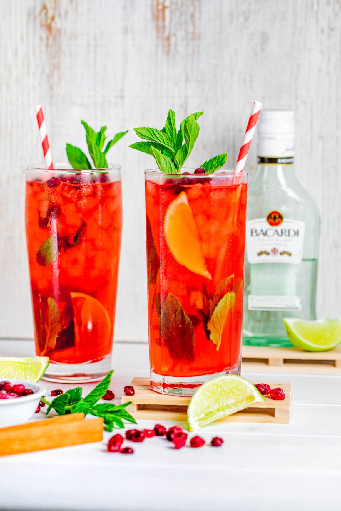 Pomegranate Mojito is a stunning twist recipe of the Classic Mojito, is colorful as well as refreshing, it’s the perfect cocktail for that special event with family and friends!

