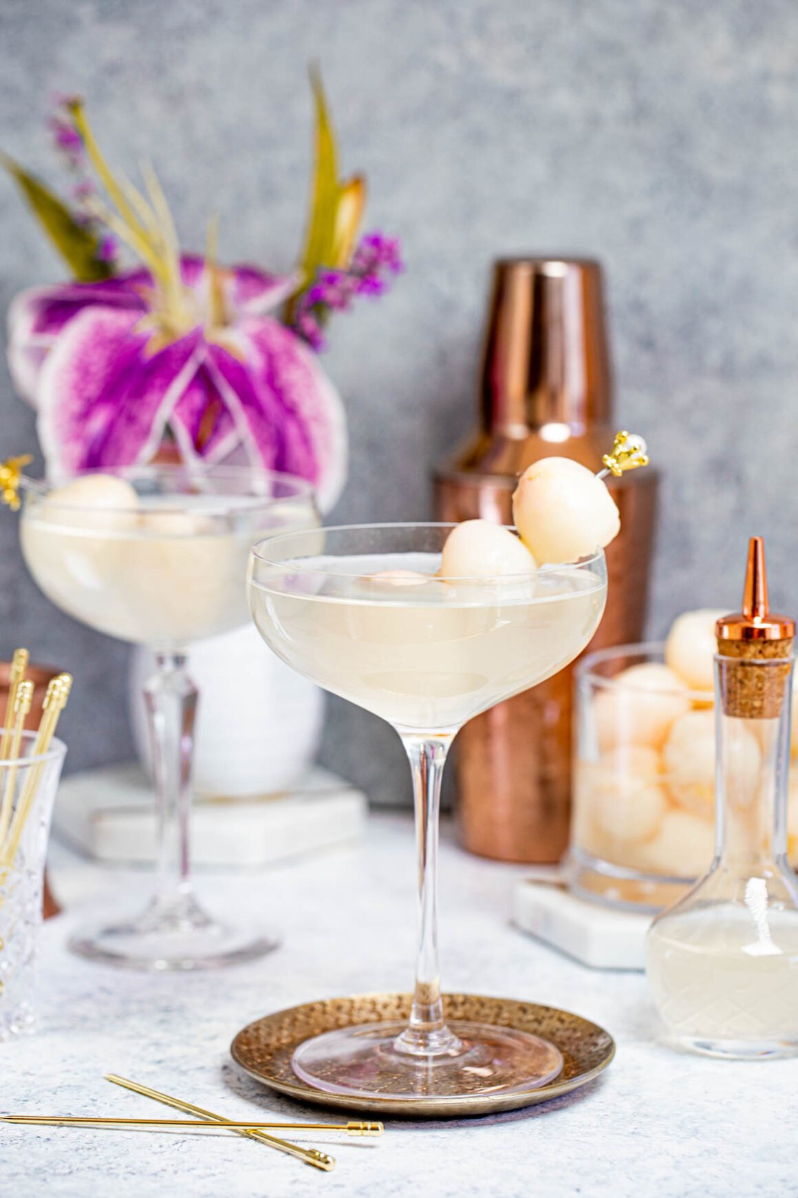 This delightful drink is a popular cocktail that combines the exquisite sweetness and exotic flavor.